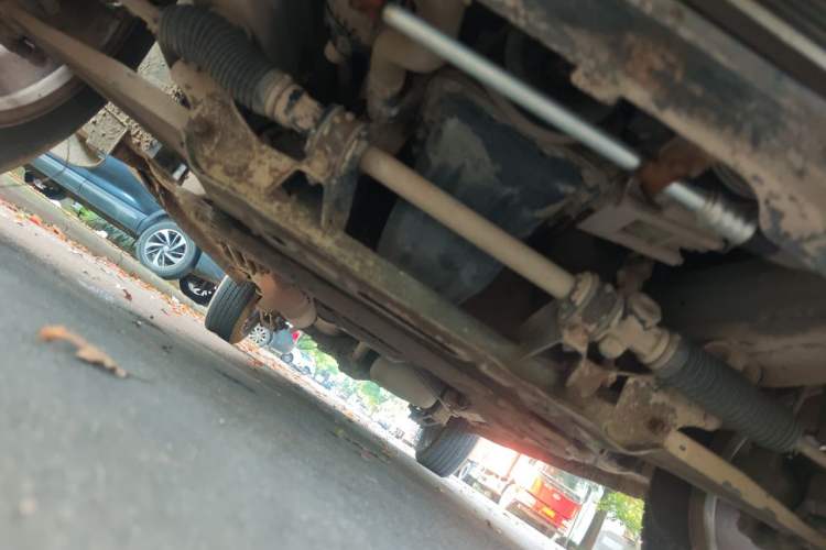 Used HYOSOW S3 2014 1.5L Luxury Version China IV Emission Standard Chassis Front