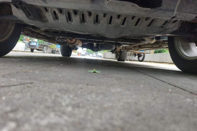 Used HYOSOW S3 2014 1.5L Comfort Version China IV Emission Standard Chassis Front
