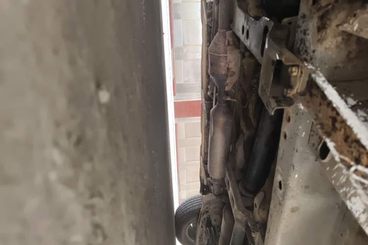 Used HYOSOW S3 2014 1.5L Comfort Version China IV Emission Standard Chassis Front Left