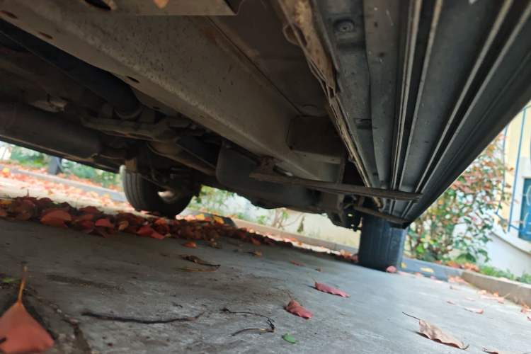 Used HYOSOW S3 2014 1.5L Comfort Version China IV Emission Standard Chassis Front Left