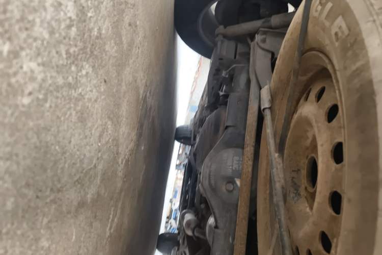Used HYOSOW S3 2014 1.5L Comfort Version China IV Emission Standard Chassis Rear