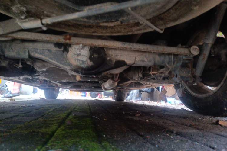 Used HYOSOW S3 2014 1.5L Comfort Version China IV Emission Standard Chassis Rear