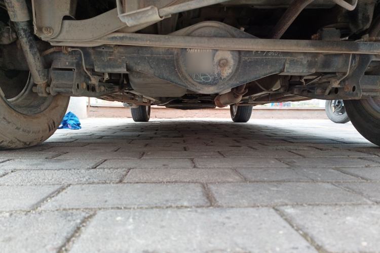 Used HYOSOW S3 2014 1.5L Comfort Version China IV Emission Standard Chassis Rear