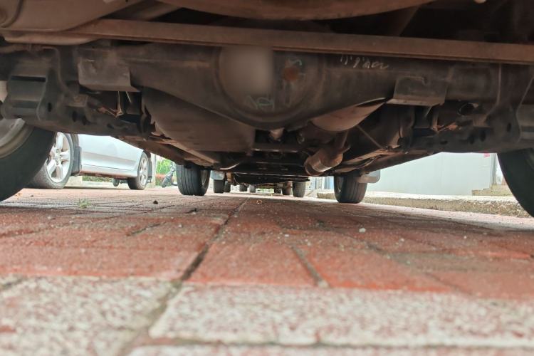 Used HYOSOW S3 2014 1.5L Comfort Version China IV Emission Standard Chassis Rear