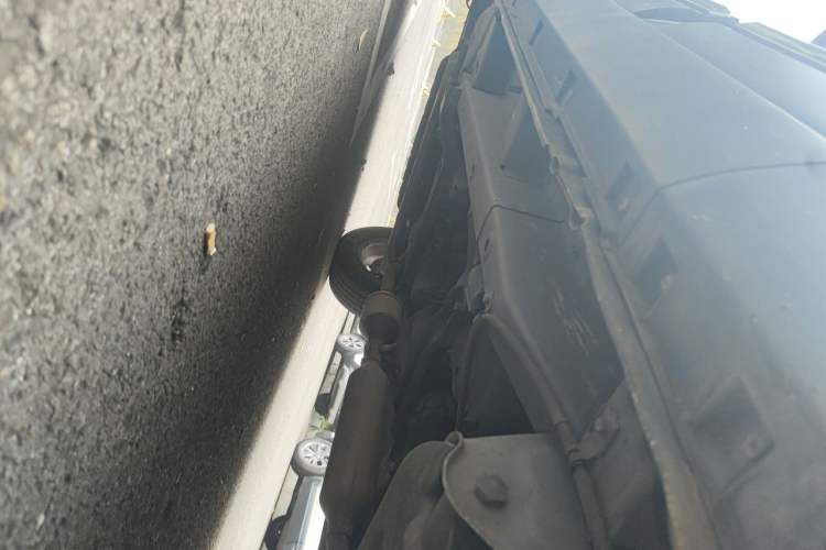 Used HYOSOW S3 2014 1.5L Luxury Version China IV Emission Standard Chassis Rear Left