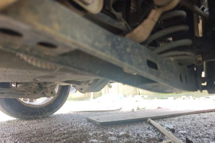 Used HYOSOW S3 2014 1.5L Luxury Version China IV Emission Standard Chassis Rear Left