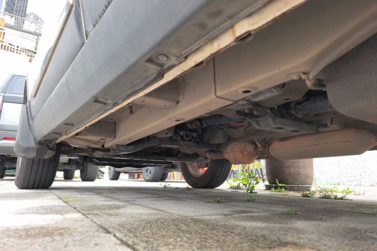 Used HYOSOW S3 2014 1.5L Comfort Version China IV Emission Standard Chassis Rear Left