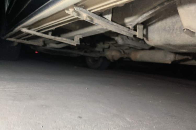 Used HYOSOW S3 2014 1.5L Luxury Version China IV Emission Standard Chassis Rear Left