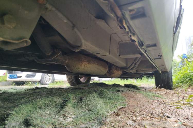 Used HYOSOW S3 2014 1.5L Comfort Version China IV Emission Standard Chassis Rear Right