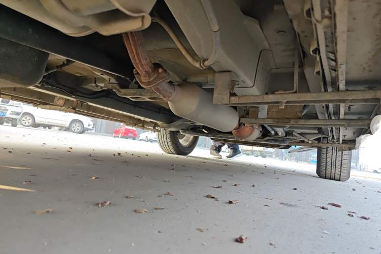 Used HYOSOW S3 2014 1.5L Luxury Version China IV Emission Standard Chassis Rear Right