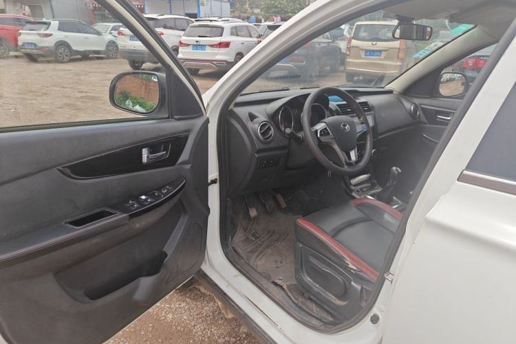 Used HYOSOW S3 2014 1.5L Comfort Version China IV Emission Standard Driver Seat