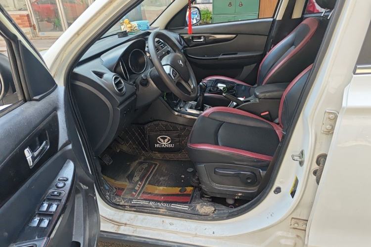 Used HYOSOW S3 2014 1.5L Comfort Version China IV Emission Standard Driver Seat