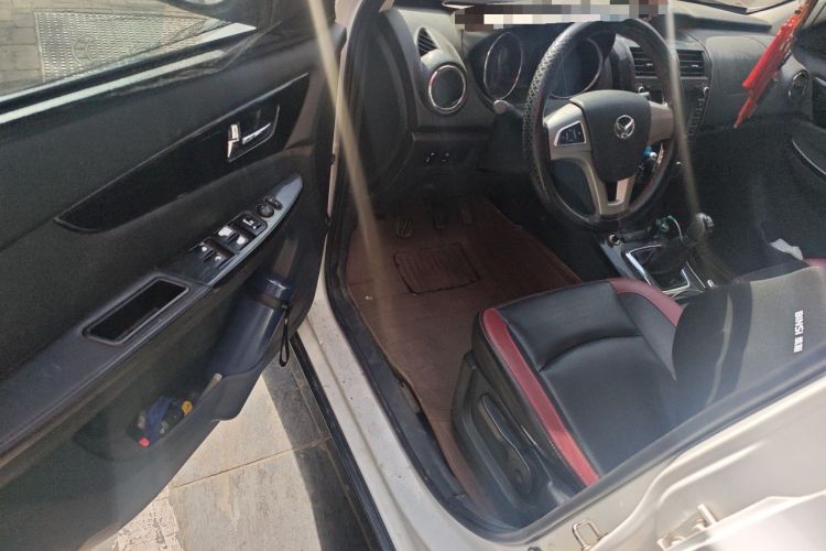 Used HYOSOW S3 2014 1.5L Comfort Version China IV Emission Standard Driver Seat
