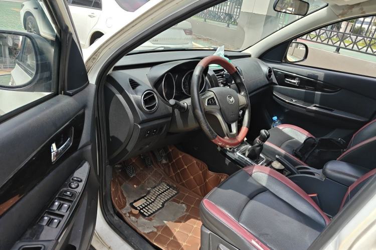 Used HYOSOW S3 2014 1.5L Comfort Version China IV Emission Standard Driver Seat