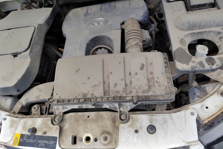 Used HYOSOW S3 2014 1.5L Comfort Version China IV Emission Standard Engine Bay