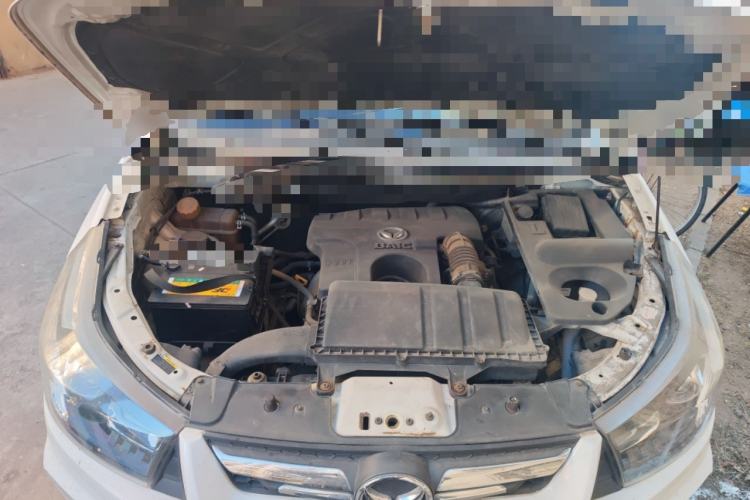 Used HYOSOW S3 2014 1.5L Luxury Version China IV Emission Standard Engine Bay