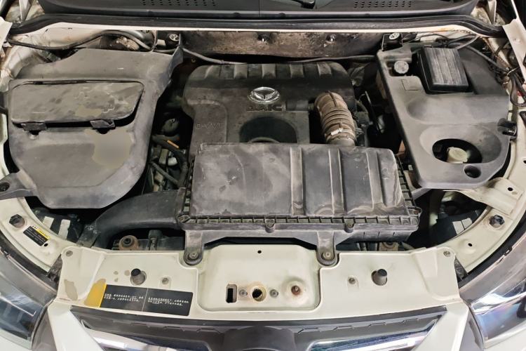 Used HYOSOW S3 2014 1.5L Comfort Version China IV Emission Standard Engine Bay