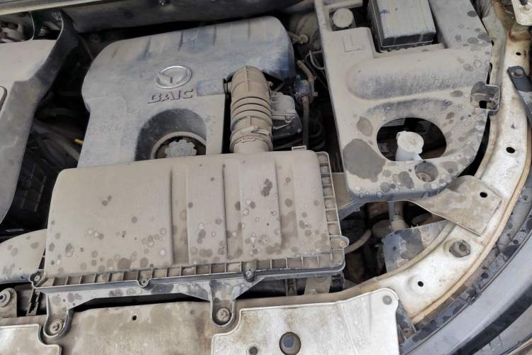 Used HYOSOW S3 2014 1.5L Comfort Version China IV Emission Standard Engine Bay Left