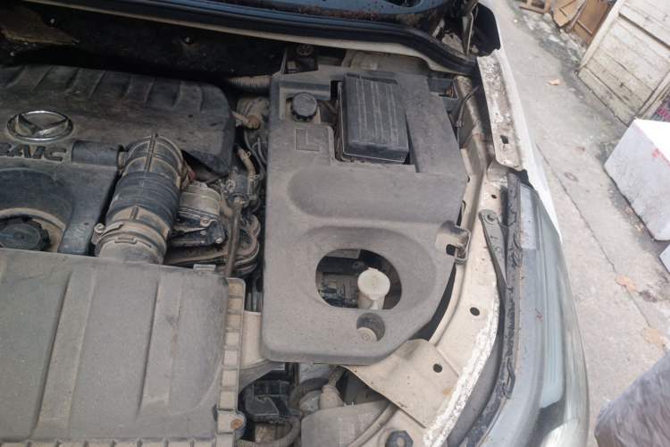 Used HYOSOW S3 2014 1.5L Comfort Version China IV Emission Standard Engine Bay Left