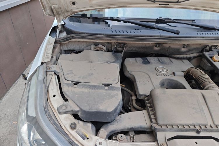 Used HYOSOW S3 2014 1.5L Luxury Version China IV Emission Standard Engine Bay Right