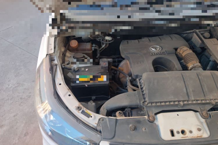 Used HYOSOW S3 2014 1.5L Luxury Version China IV Emission Standard Engine Bay Right