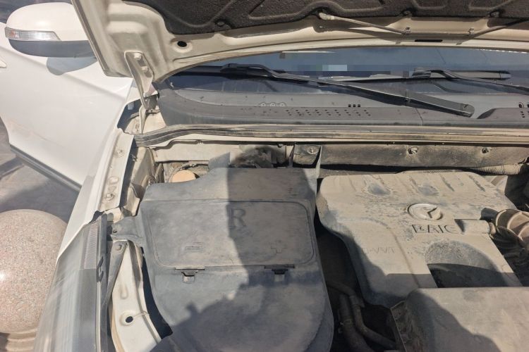 Used HYOSOW S3 2014 1.5L Comfort Version China IV Emission Standard Engine Bay Right