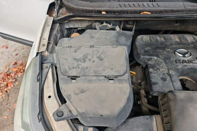 Used HYOSOW S3 2014 1.5L Comfort Version China IV Emission Standard Engine Bay Right