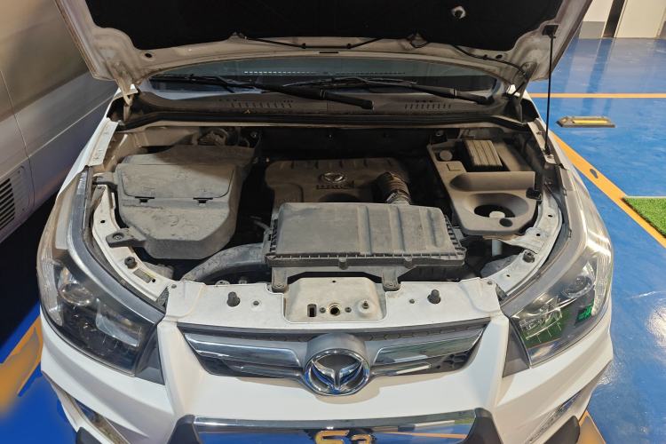 Used HYOSOW S3 2014 1.5L Luxury Version China IV Emission Standard Engine Bay