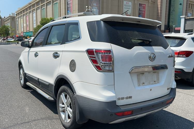 Used HYOSOW S3 2014 1.5L Comfort Version China IV Emission Standard Exterior 5