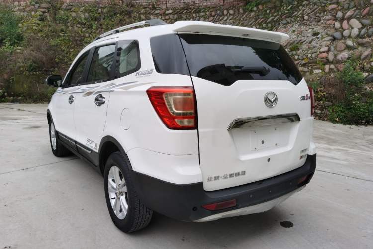 Used HYOSOW S3 2014 1.5L Comfort Version China IV Emission Standard Exterior 5