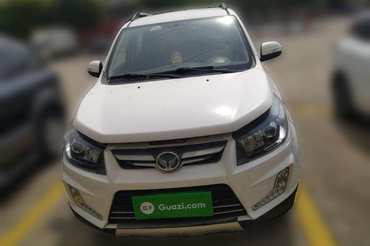 Used HYOSOW S3 2014 1.5L Luxury Version China IV Emission Standard Front