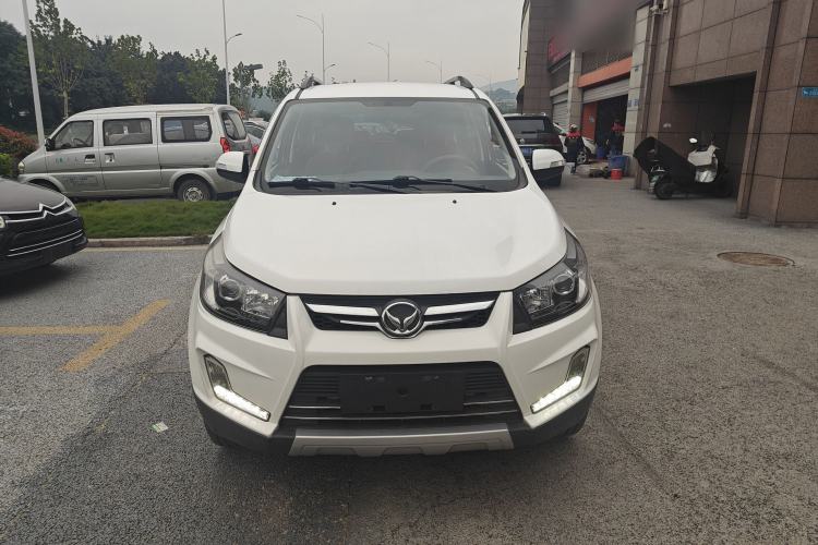 Used HYOSOW S3 2014 1.5L Luxury Version China IV Emission Standard Front