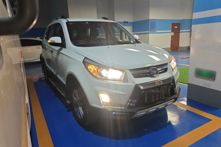 Used HYOSOW S3 2014 1.5L Luxury Version China IV Emission Standard Front Right 45 Deg