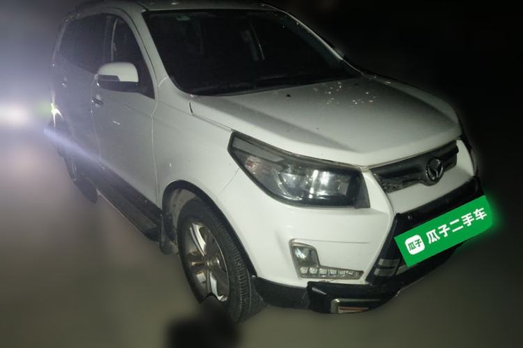 Used HYOSOW S3 2014 1.5L Luxury Version China IV Emission Standard Front Right 45 Deg