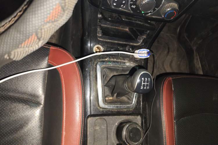 Used HYOSOW S3 2014 1.5L Comfort Version China IV Emission Standard Gear Lever