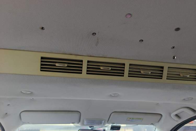 Used HYOSOW S3 2014 1.5L Comfort Version China IV Emission Standard Headliner