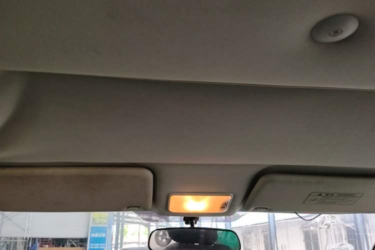 Used HYOSOW S3 2014 1.5L Comfort Version China IV Emission Standard Headliner