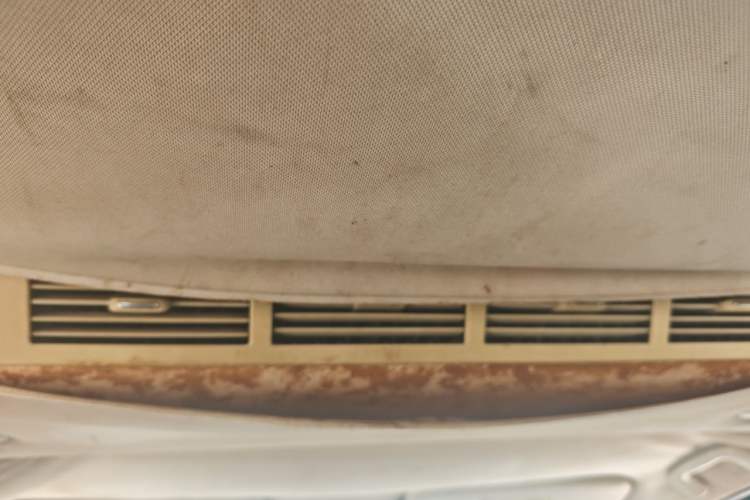 Used HYOSOW S3 2014 1.5L Comfort Version China IV Emission Standard Headliner