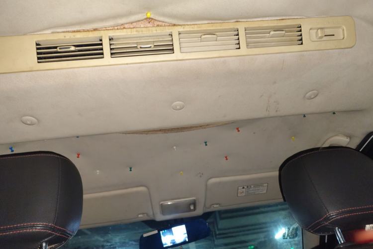 Used HYOSOW S3 2014 1.5L Comfort Version China IV Emission Standard Headliner