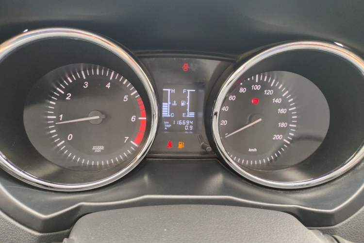 Used HYOSOW S3 2014 1.5L Comfort Version China IV Emission Standard Instrument Cluster