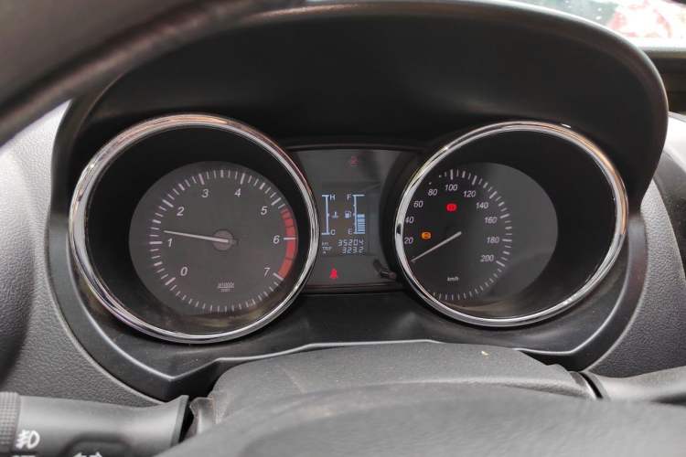 Used HYOSOW S3 2014 1.5L Comfort Version China IV Emission Standard Instrument Cluster