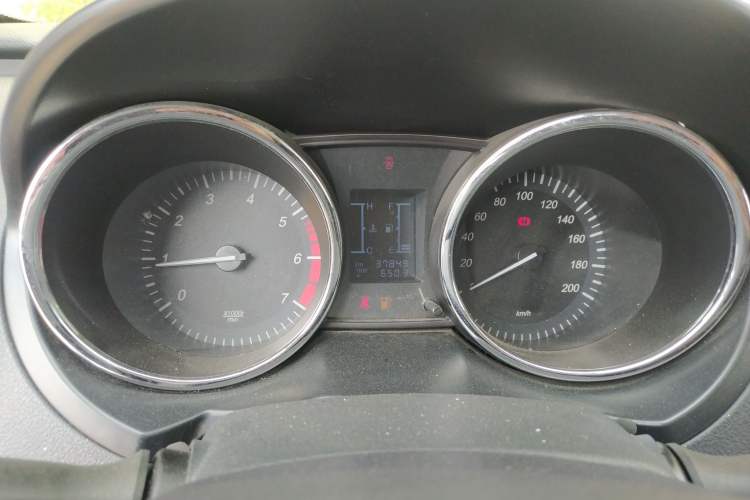 Used HYOSOW S3 2014 1.5L Luxury Version China IV Emission Standard Instrument Cluster