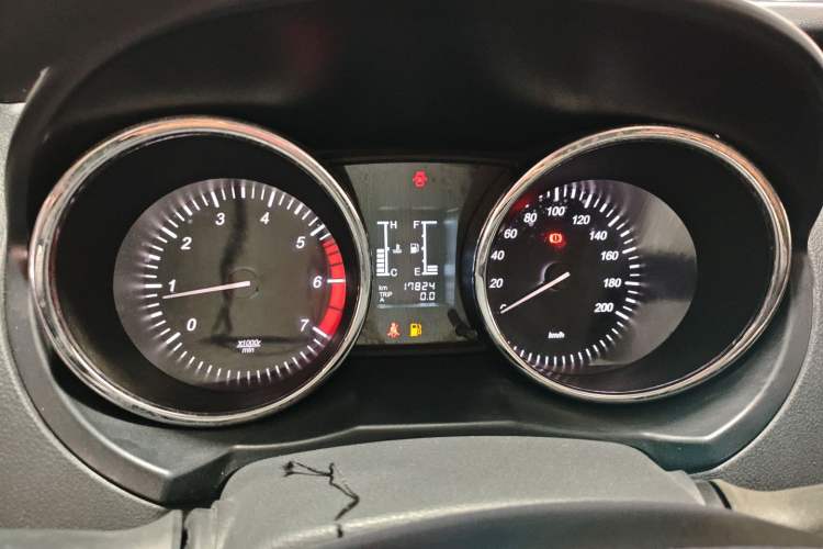 Used HYOSOW S3 2014 1.5L Comfort Version China IV Emission Standard Instrument Cluster
