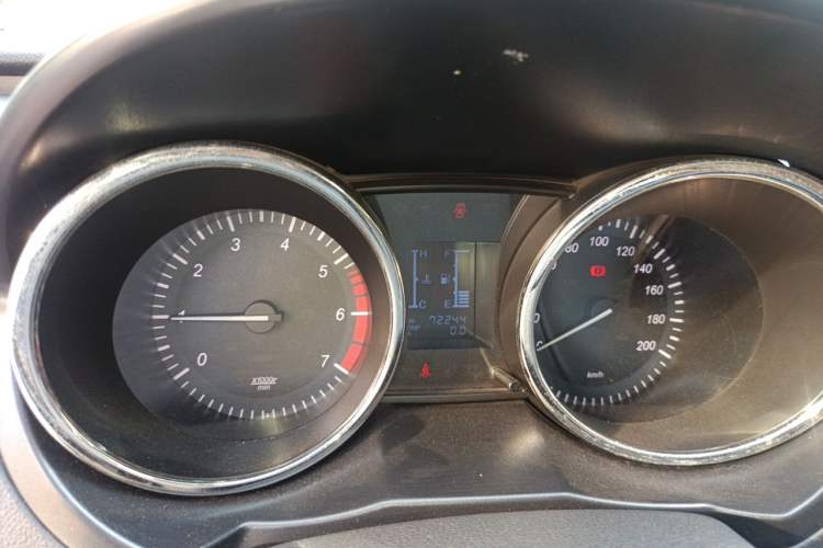 Used HYOSOW S3 2014 1.5L Luxury Version China IV Emission Standard Instrument Cluster
