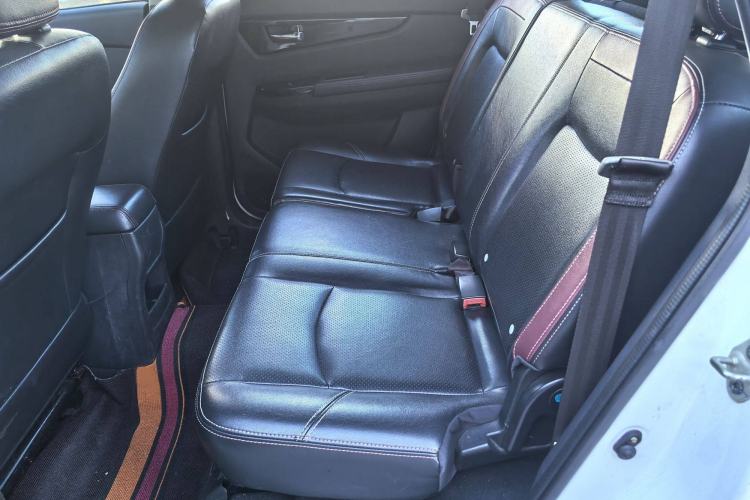 Used HYOSOW S3 2014 1.5L Comfort Version China IV Emission Standard Interior 6