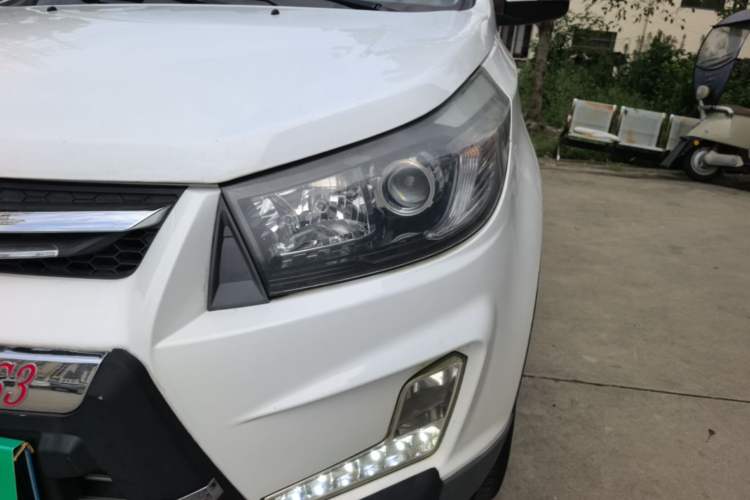 Used HYOSOW S3 2014 1.5L Luxury Version China IV Emission Standard Left Front Headlight