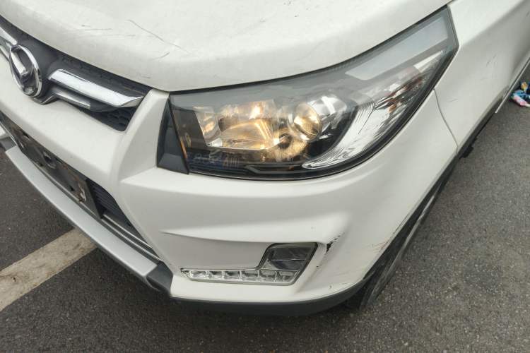 Used HYOSOW S3 2014 1.5L Luxury Version China IV Emission Standard Left Front Headlight