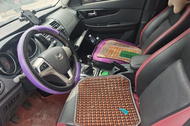 Used HYOSOW S3 2014 1.5L Luxury Version China IV Emission Standard Left Front Seat
