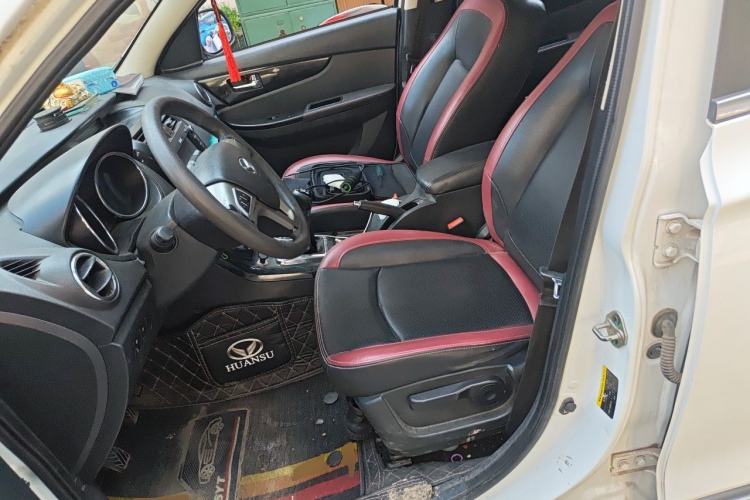 Used HYOSOW S3 2014 1.5L Comfort Version China IV Emission Standard Left Front Seat