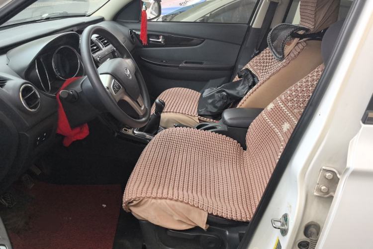 Used HYOSOW S3 2014 1.5L Comfort Version China IV Emission Standard Left Front Seat